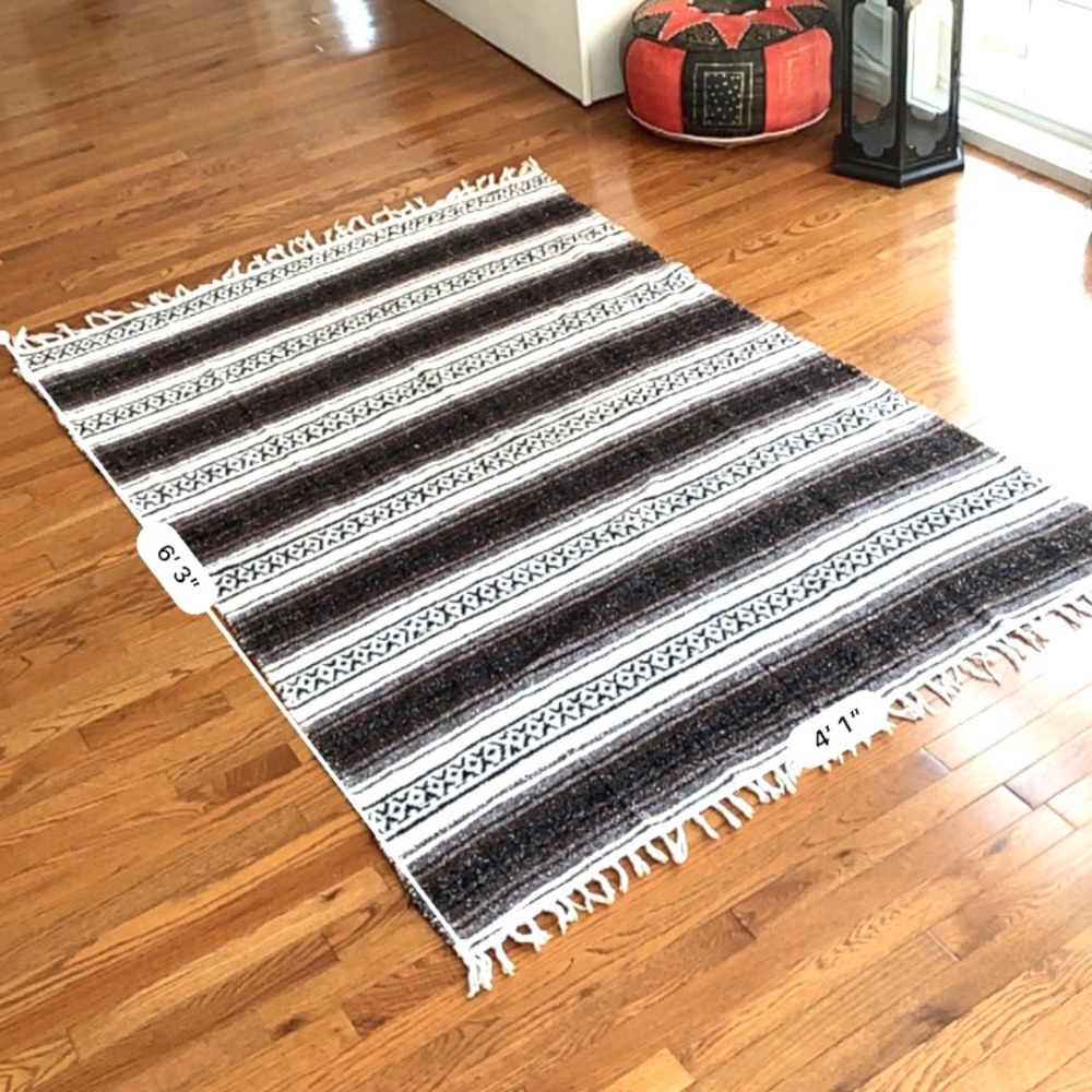 NEW authentic Mexican handmade rug blanket - Picture 5 of 6